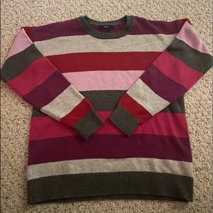 NEW gap sweater